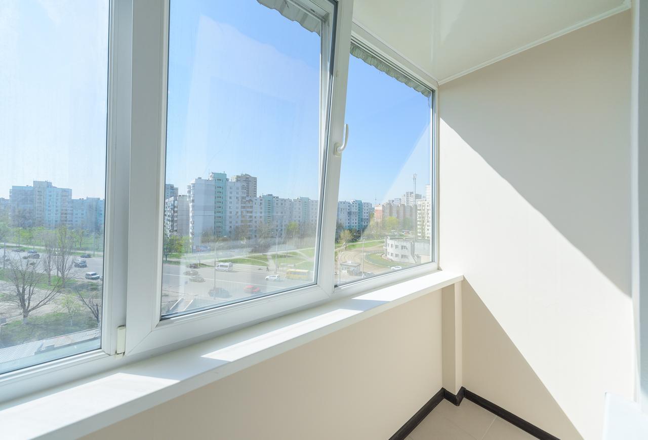 Artal Apartment On Iordanskaya 22 Kiev Extérieur photo