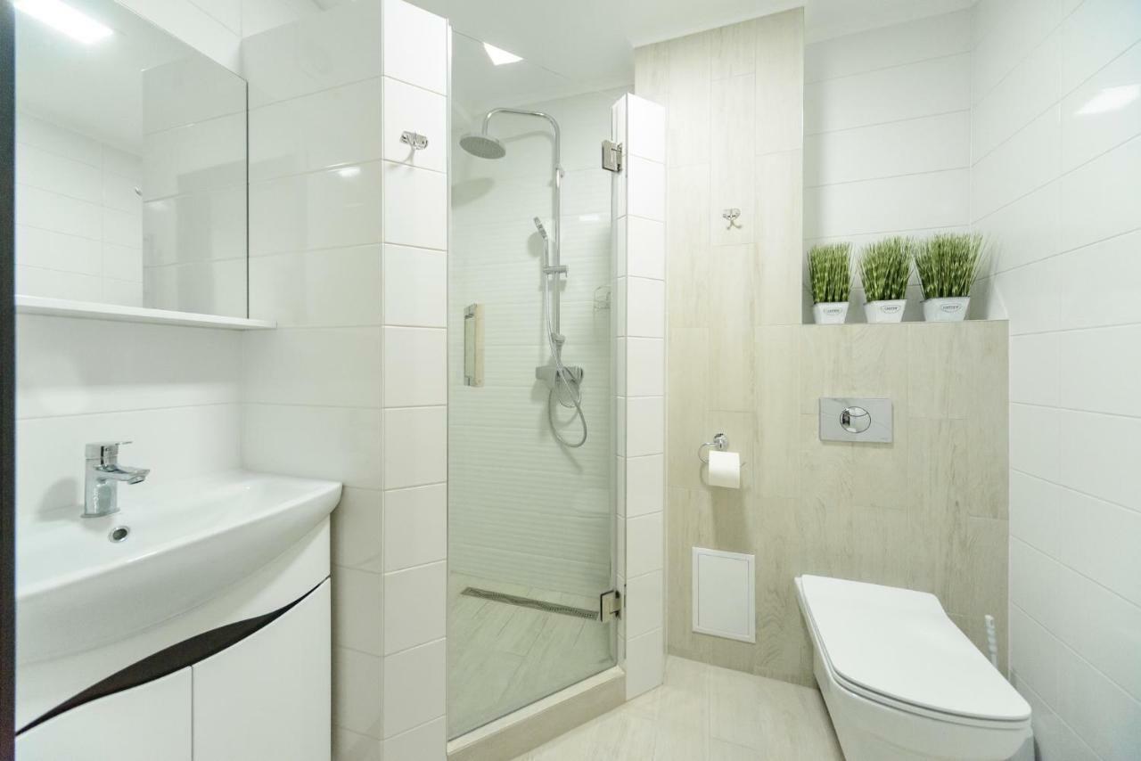 Artal Apartment On Iordanskaya 22 Kiev Extérieur photo